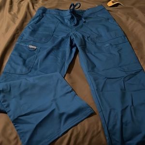 NWT Cherokee small tall scrub pants